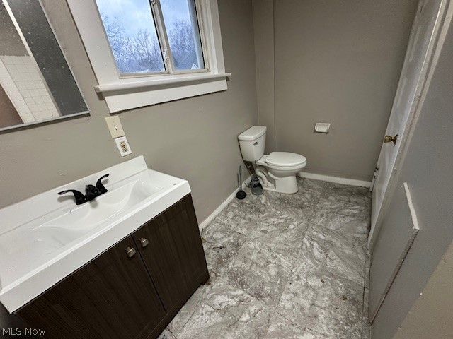 483 Douglas Street, Akron, OH 44307