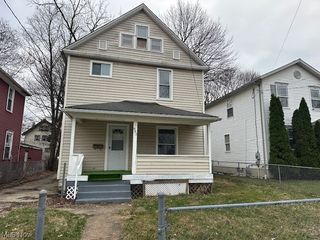 483 Douglas Street, Akron, OH 44307