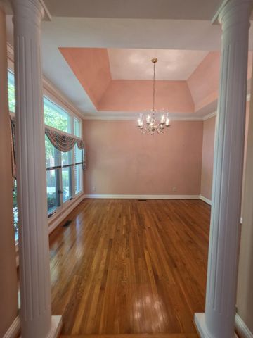 2392 The Woods Lane, Lexington, KY 40502