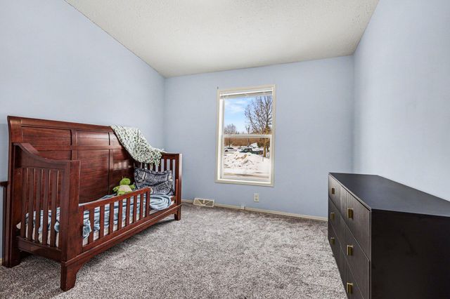 11600 E Bear Meadows Drive SE 2, Alto, MI 49302