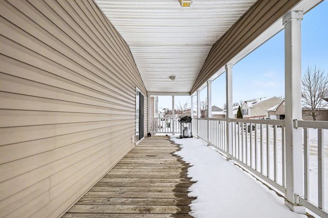 11600 E Bear Meadows Drive SE 2, Alto, MI 49302