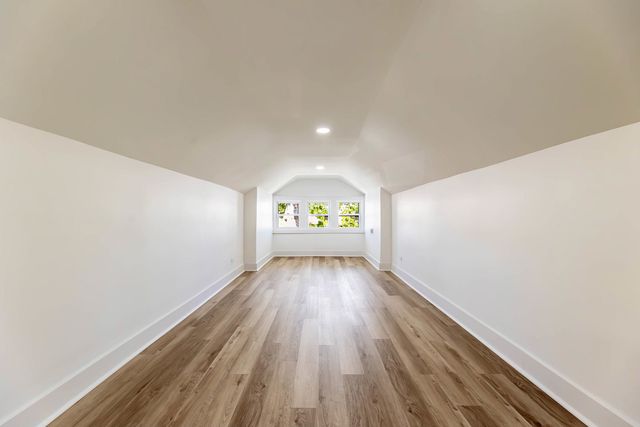 8025 S Euclid Avenue, Chicago, IL 60617