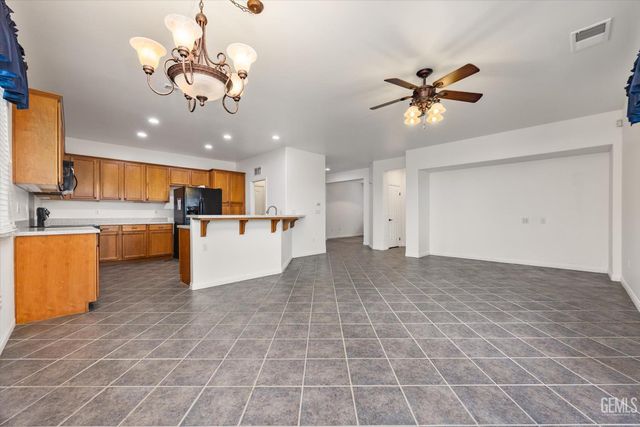 12010 Winger Street, Bakersfield, CA 93312