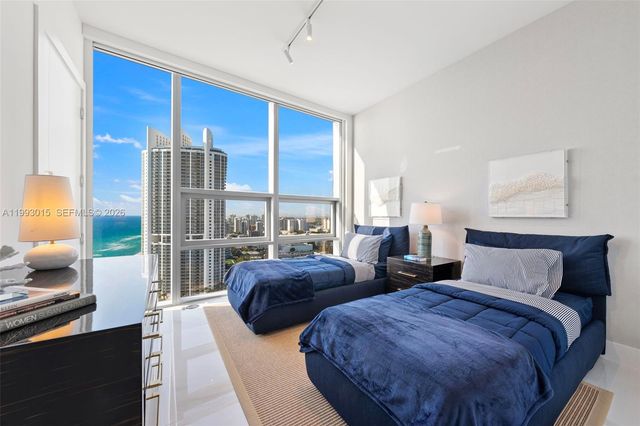 18501 Collins Avenue 2504, Sunny Isles Beach, FL 33160