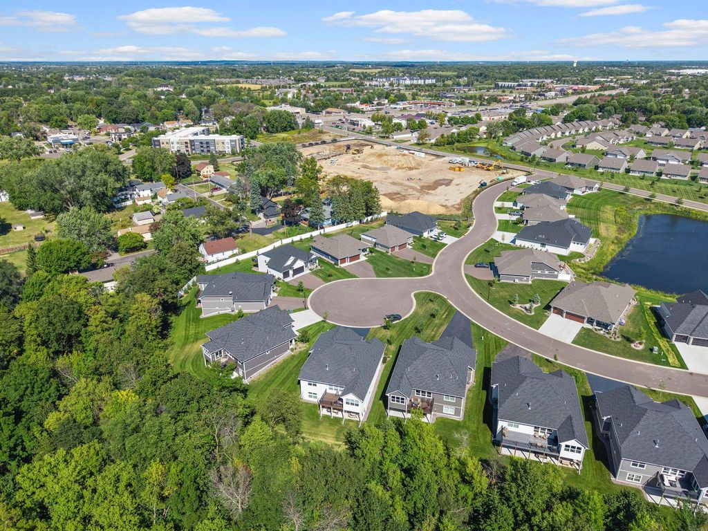 111 Creekside Bay SE, Saint Michael, MN 55376 — photo 2