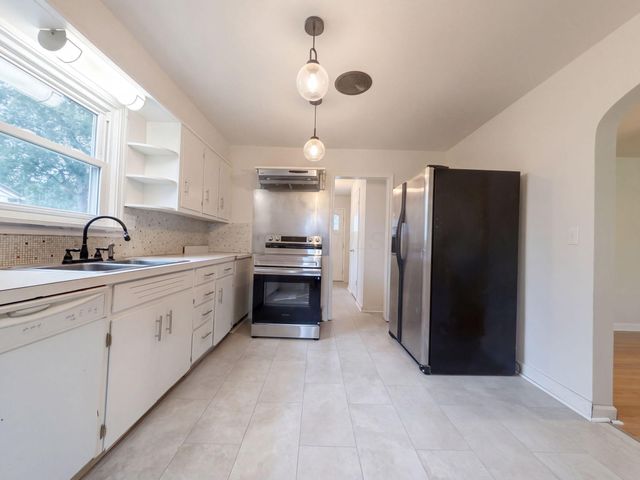206 Bachmann Avenue, Newark, OH 43055