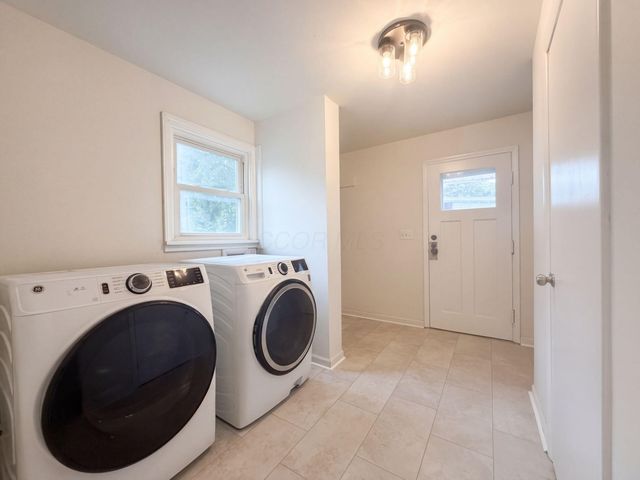 206 Bachmann Avenue, Newark, OH 43055