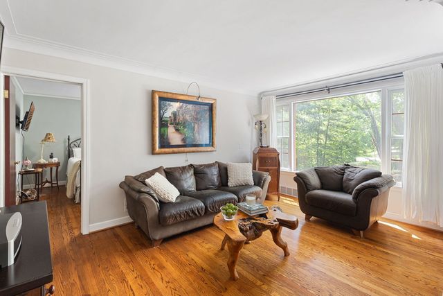 9014 W 123rd Street, Palos Park, IL 60464