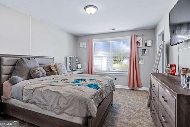 74 Winslow Circle, Savannah, GA 31407