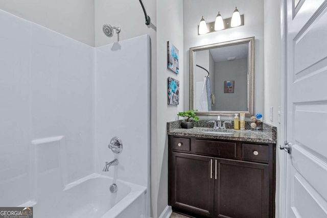 74 Winslow Circle, Savannah, GA 31407