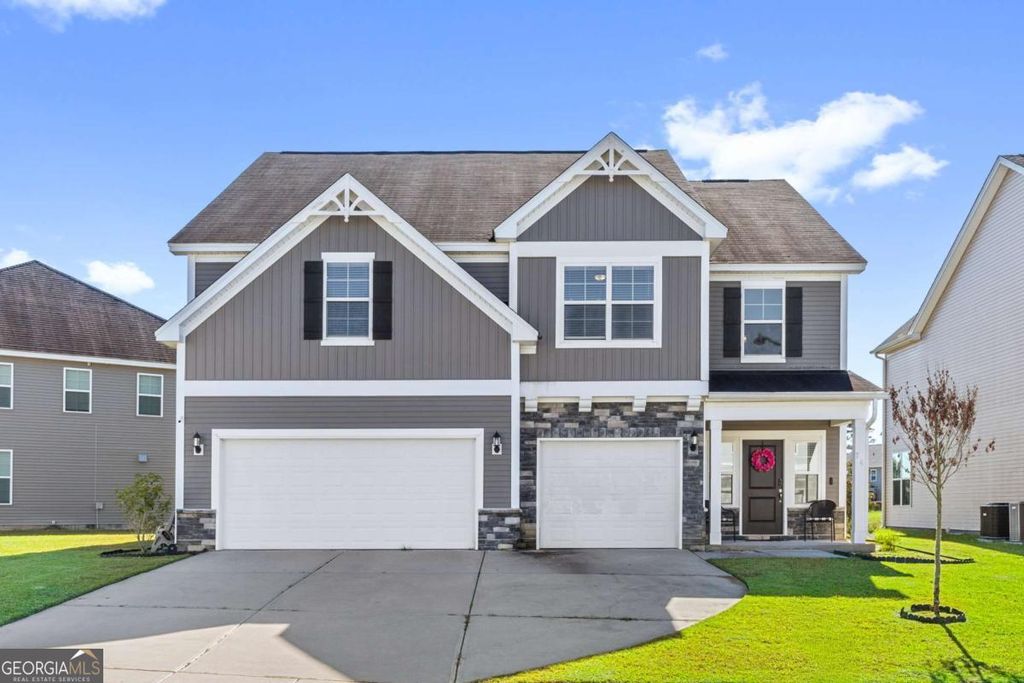 74 Winslow Circle, Savannah, GA 31407