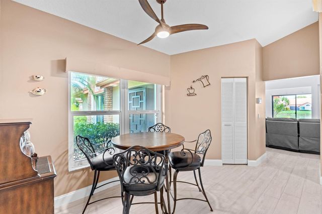 8486 Heather Place, Boynton Beach, FL 33472