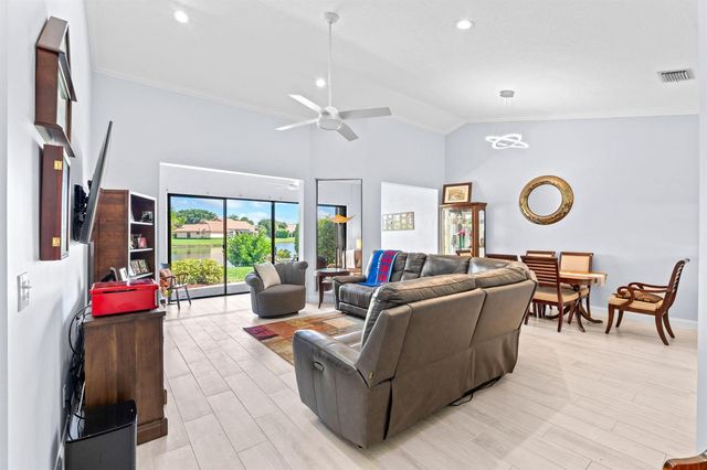 8486 Heather Place, Boynton Beach, FL 33472