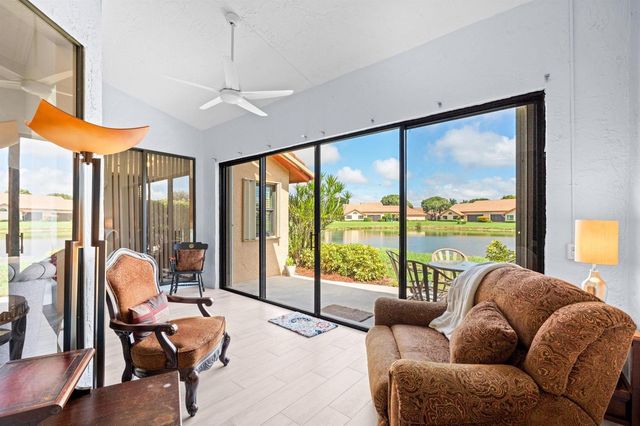 8486 Heather Place, Boynton Beach, FL 33472