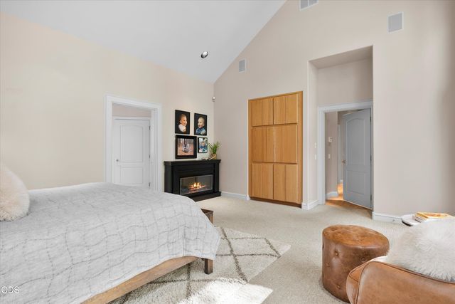 60726 Golf Village Loop, Bend, OR 97702