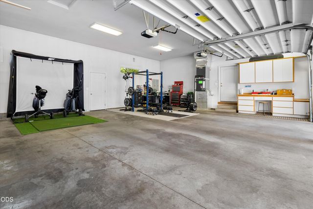 60726 Golf Village Loop, Bend, OR 97702
