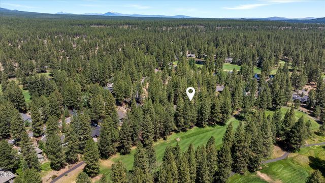 60726 Golf Village Loop, Bend, OR 97702