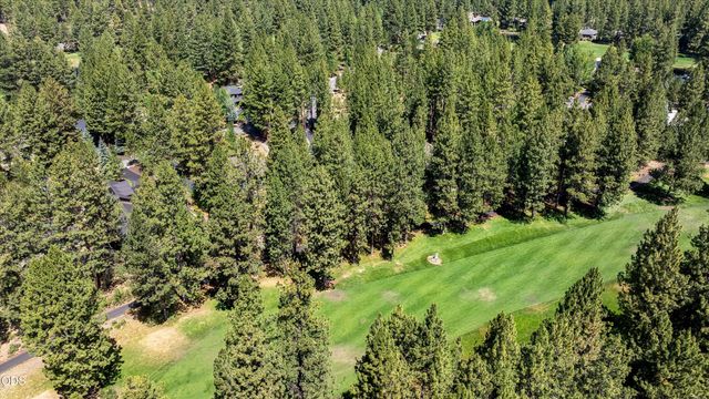 60726 Golf Village Loop, Bend, OR 97702