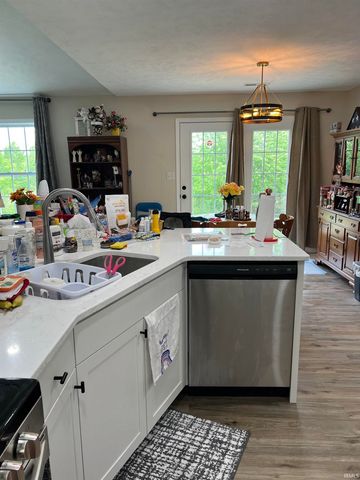 324 Wabash Circle, Chandler, IN 47610