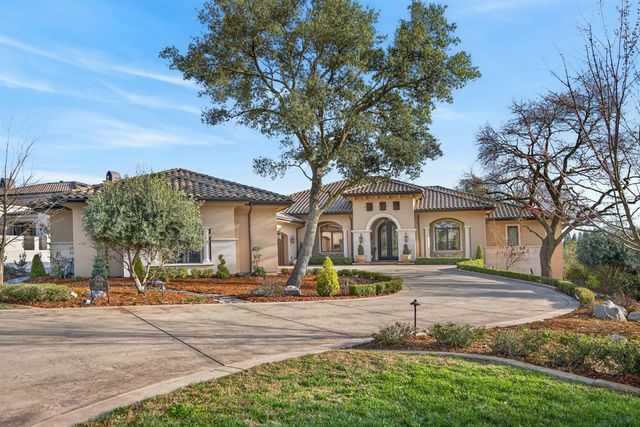 3909 Edgevale Ct, Fair Oaks, CA 95628