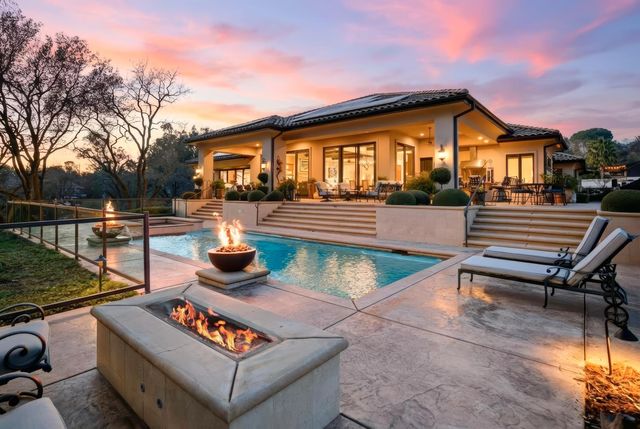 3909 Edgevale Ct, Fair Oaks, CA 95628