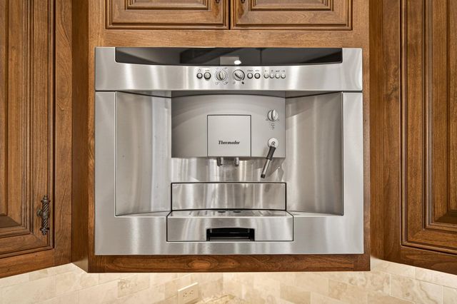 3909 Edgevale Ct, Fair Oaks, CA 95628