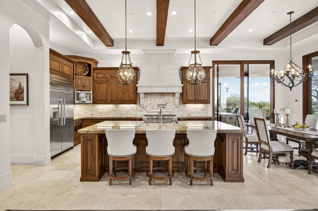 3909 Edgevale Ct, Fair Oaks, CA 95628