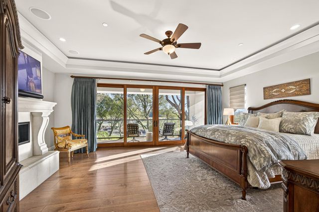 3909 Edgevale Ct, Fair Oaks, CA 95628