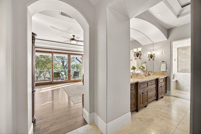 3909 Edgevale Ct, Fair Oaks, CA 95628