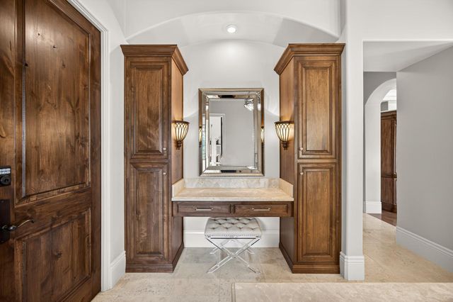 3909 Edgevale Ct, Fair Oaks, CA 95628