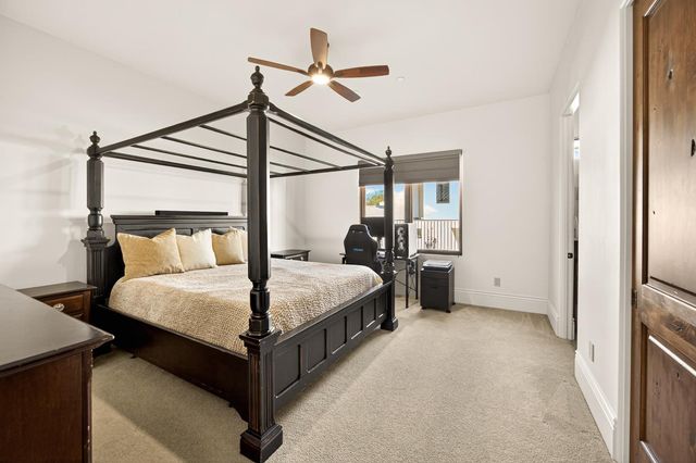 3909 Edgevale Ct, Fair Oaks, CA 95628