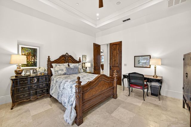 3909 Edgevale Ct, Fair Oaks, CA 95628