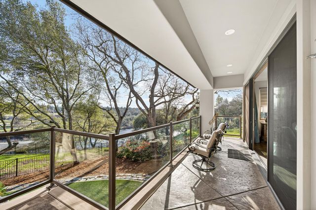 3909 Edgevale Ct, Fair Oaks, CA 95628