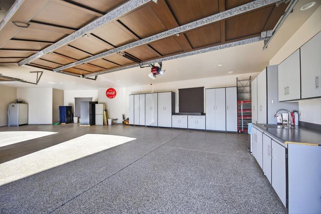 3909 Edgevale Ct, Fair Oaks, CA 95628