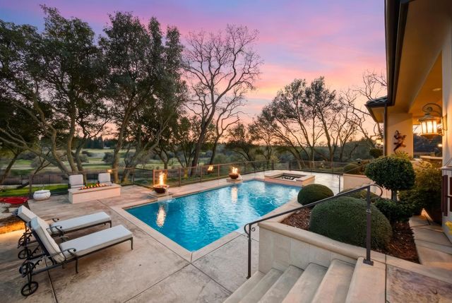 3909 Edgevale Ct, Fair Oaks, CA 95628