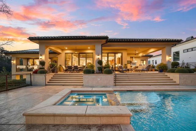 3909 Edgevale Ct, Fair Oaks, CA 95628