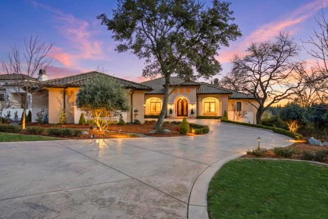 3909 Edgevale Ct, Fair Oaks, CA 95628