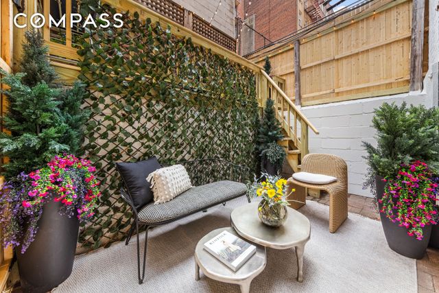 170 E 92nd St Apt 1D, New York City, NY 10128