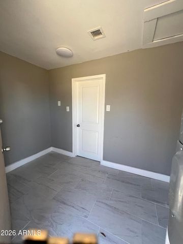 6328 W MARYLAND Avenue, Glendale, AZ 85301