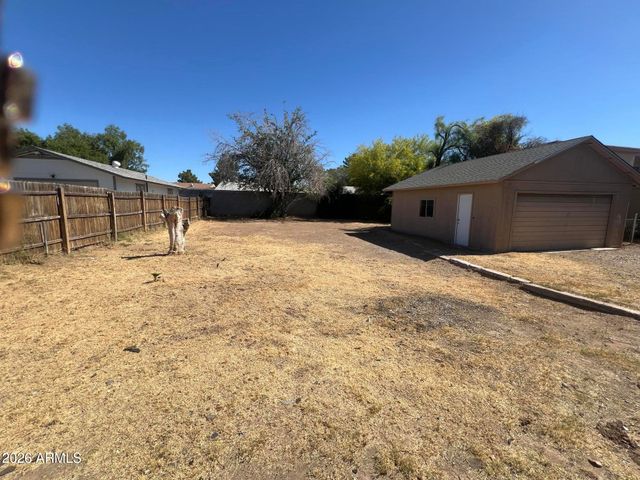 6328 W MARYLAND Avenue, Glendale, AZ 85301