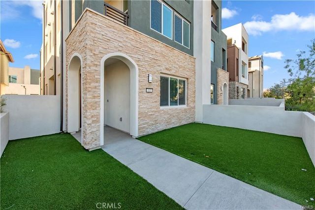 113 Zawn, Irvine, CA 92618
