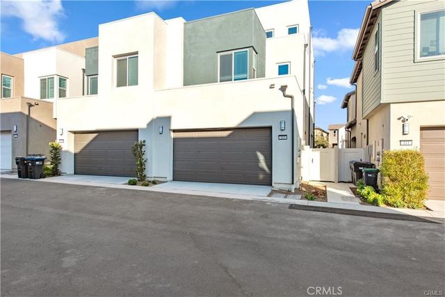 113 Zawn, Irvine, CA 92618