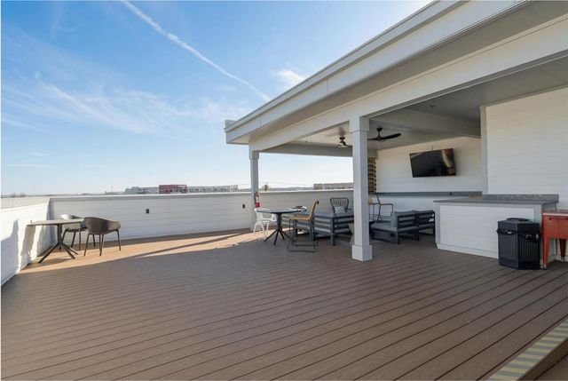 2220 Webberville RD 303, Austin, TX 78702