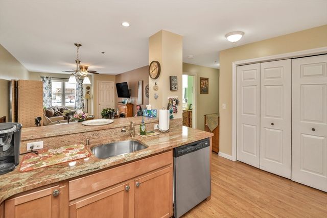 75 Walnut St 315, Peabody, MA 01960