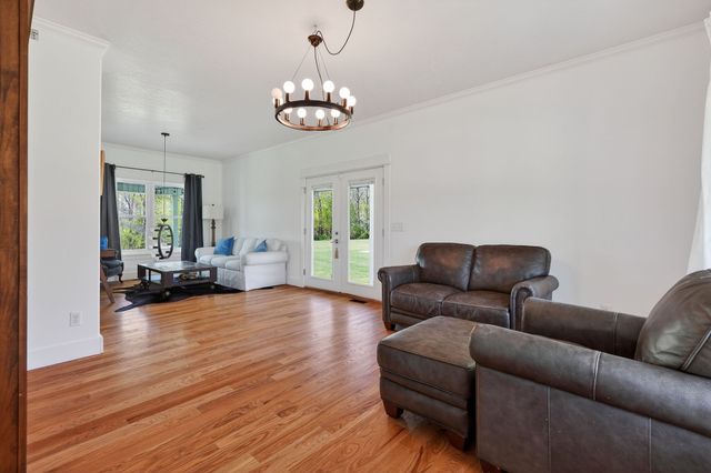 302 Ligon Ln, Baxter, TN 38544