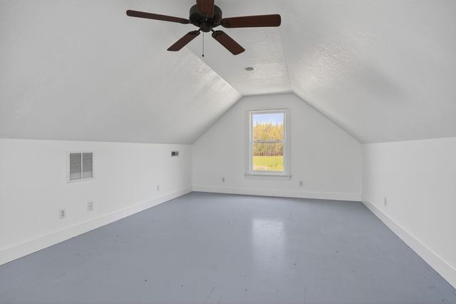 302 Ligon Ln, Baxter, TN 38544