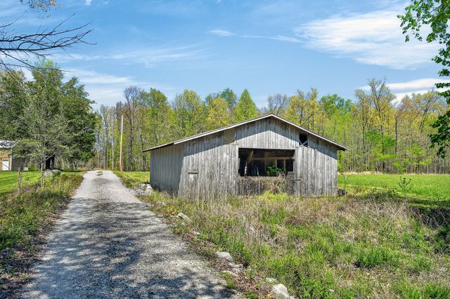 302 Ligon Ln, Baxter, TN 38544