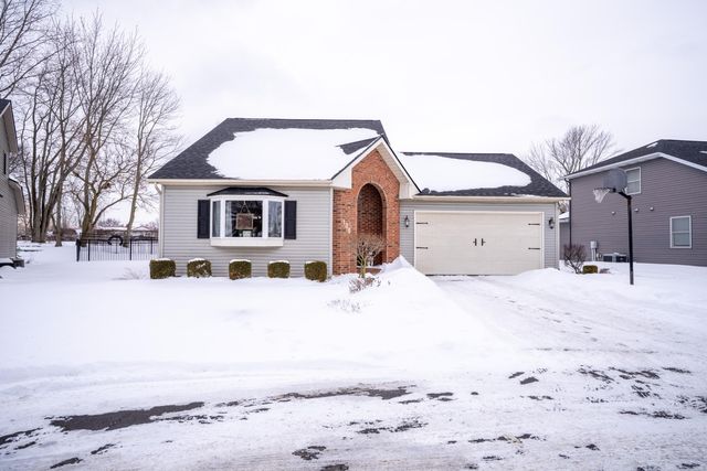 136 Village Green Drive 136 Village Green Drive, Sidney, OH 45365