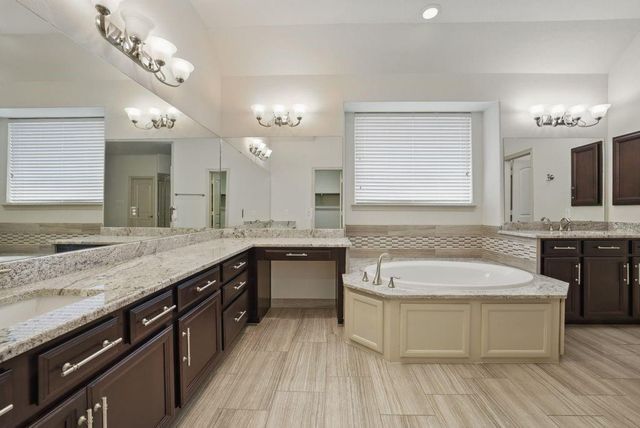 23 Castello Lane, Missouri City, TX 77459