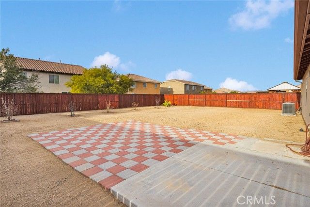 16572 Don Quijote, Victorville, CA 92395